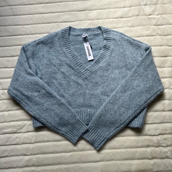Garage sweater NWT - Picture 1 of 6
